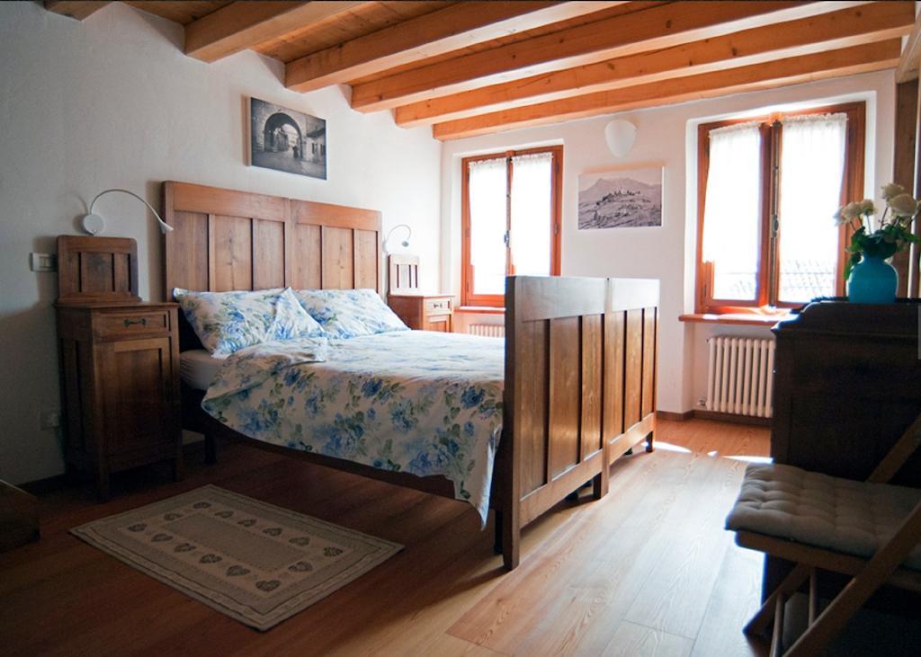 Bus De L'Och Bed & Breakfast Фелтре Стая снимка